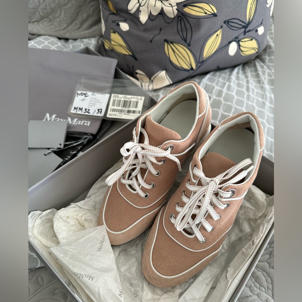Like new! Sz 7